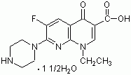 依诺沙星倍半水合物